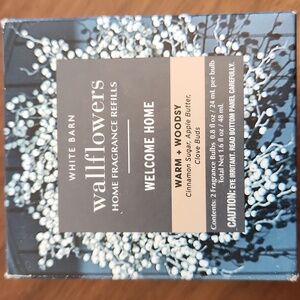 NWOT White Barn Wallflowers refills, Welcome Home, set of 2